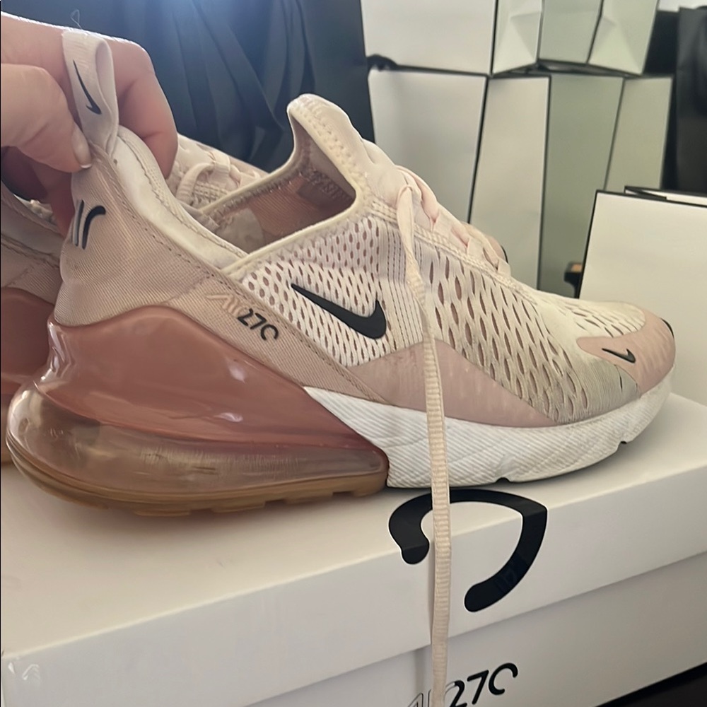 Nike Air Max 270 Women's Shoes - pink and white